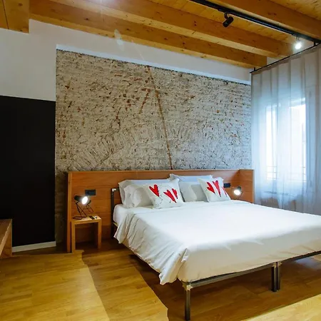 Dadi 1 Hotell 3*